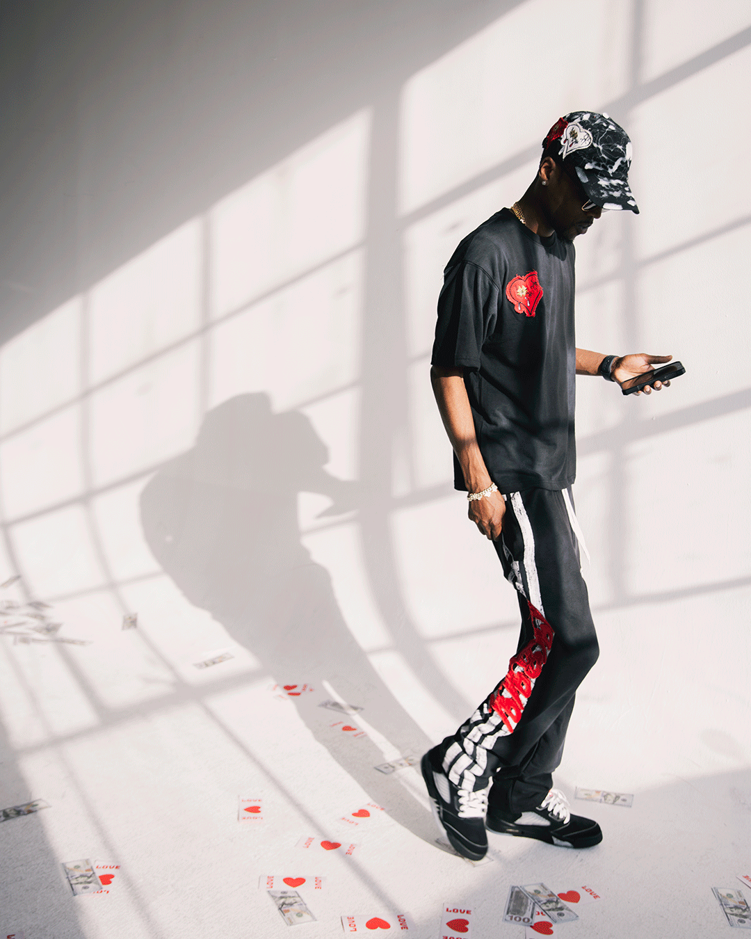 MNBMH ESSENTIAL JOGGERS